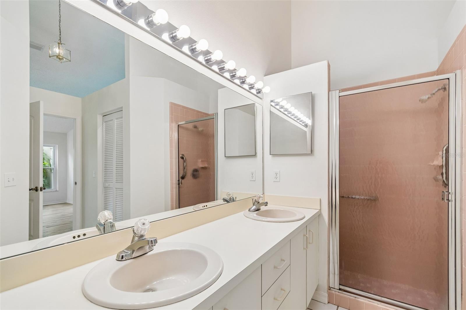HIGHLAND LAKES - Residential