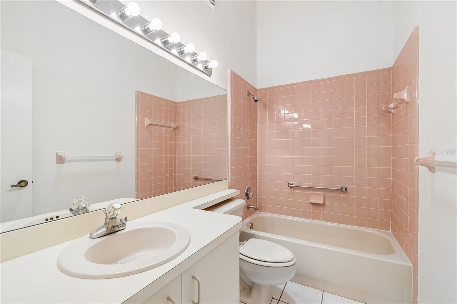HIGHLAND LAKES - Residential