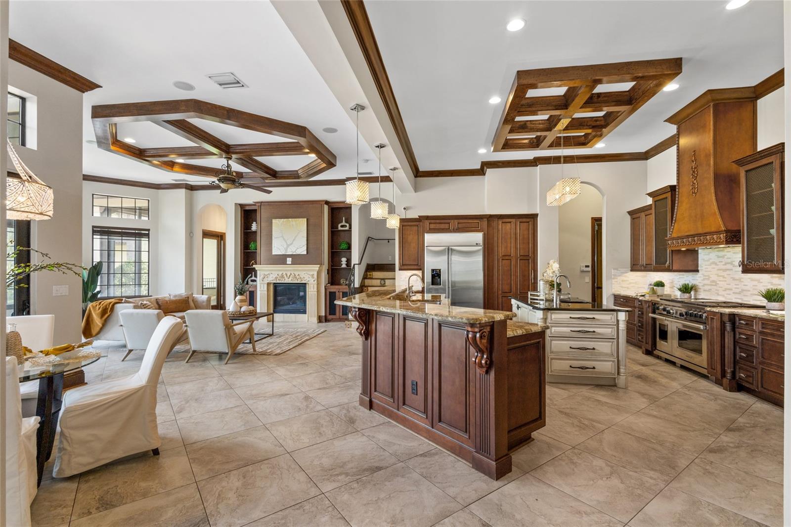 KEENES POINTE - Residential