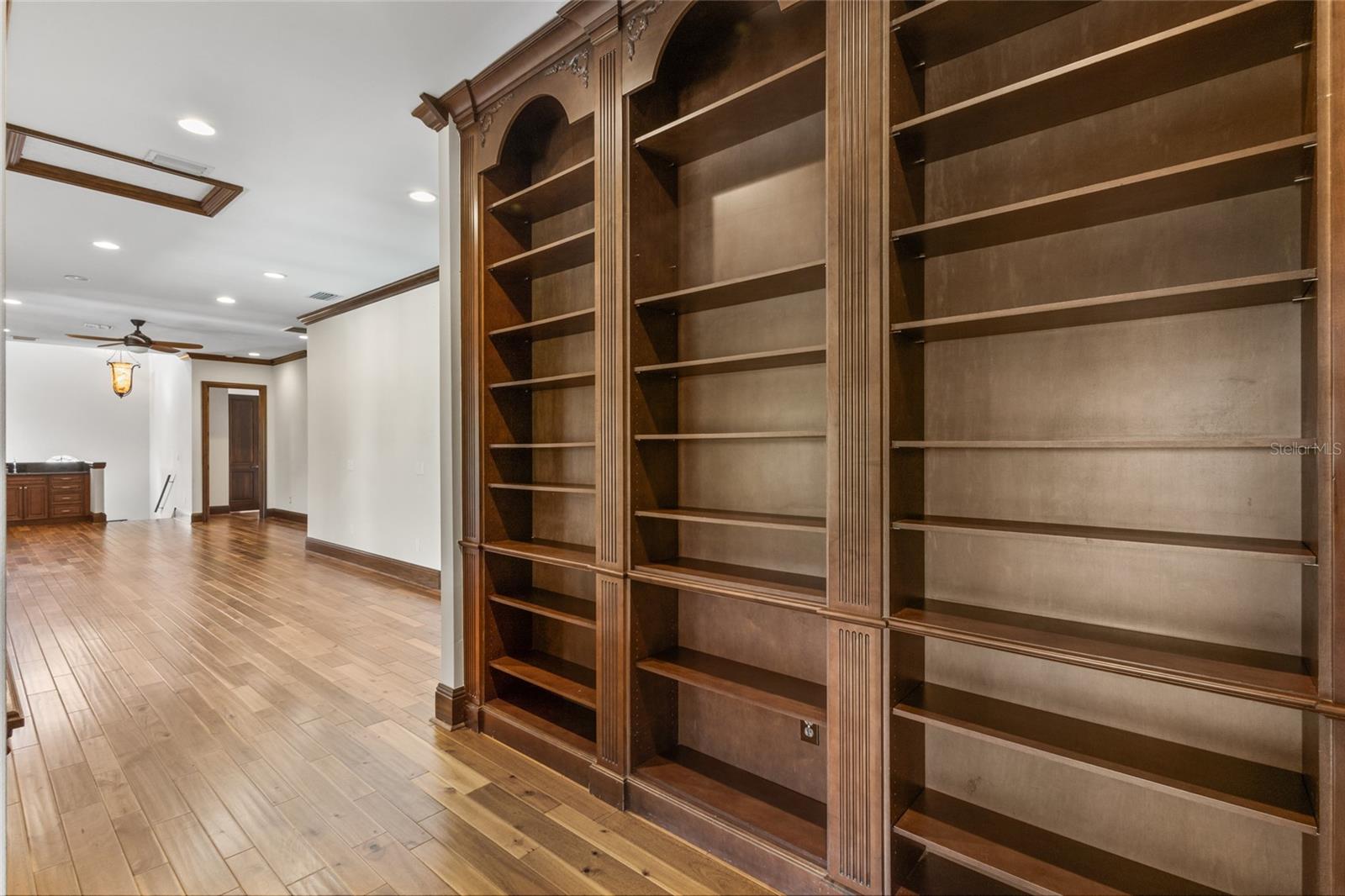 KEENES POINTE - Residential