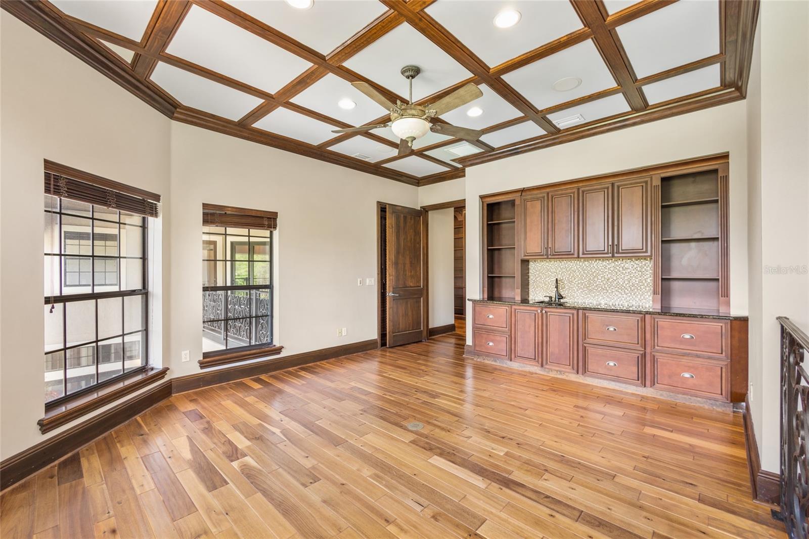 KEENES POINTE - Residential