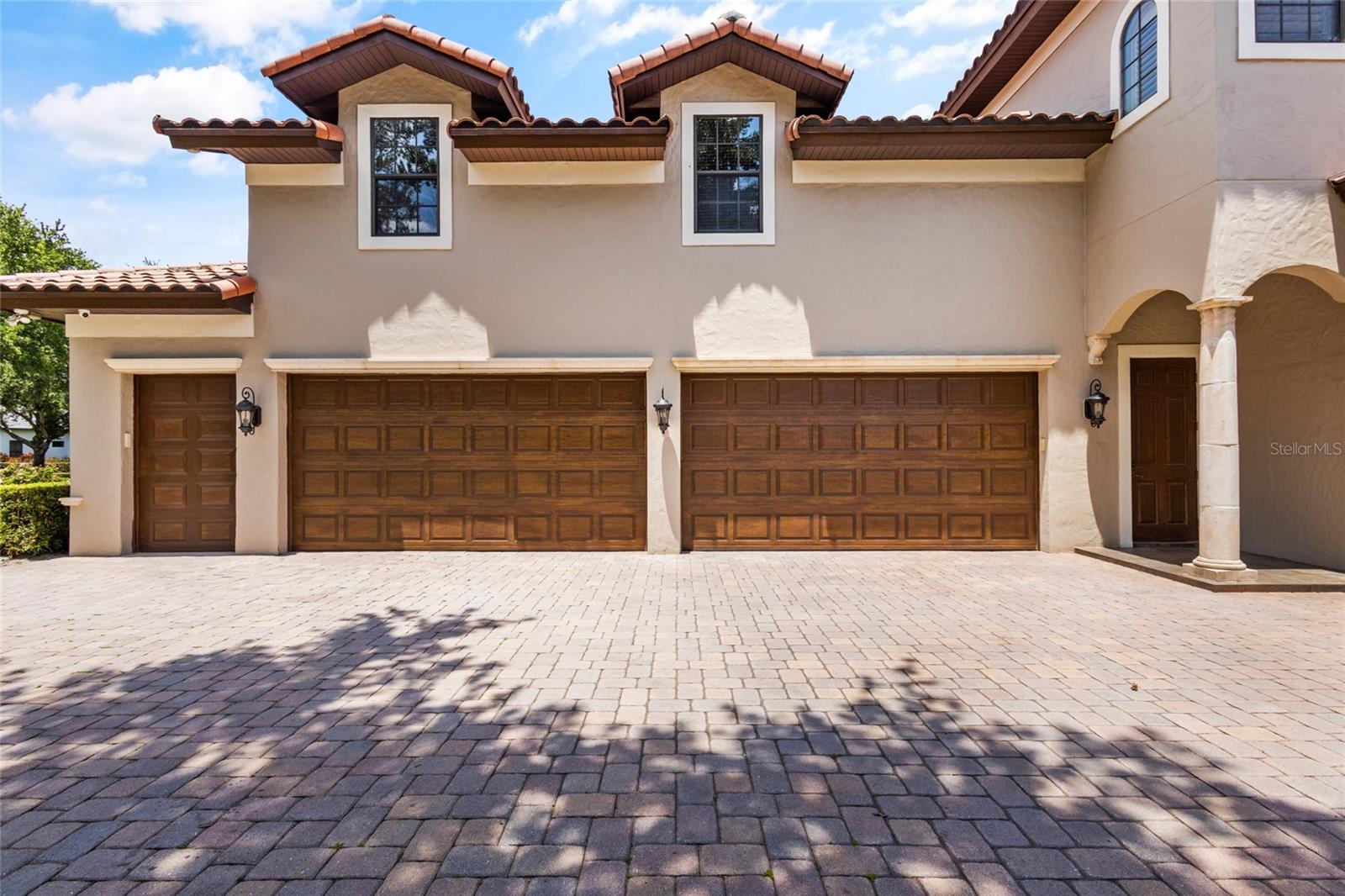 KEENES POINTE - Residential