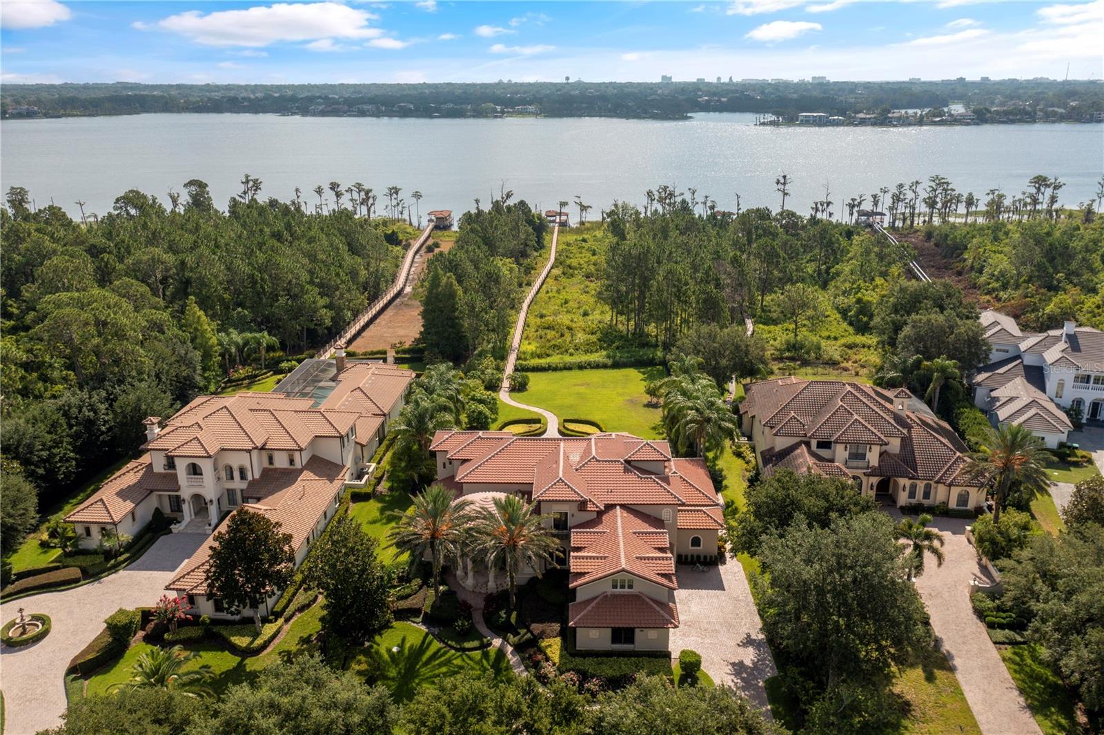 KEENES POINTE - Residential