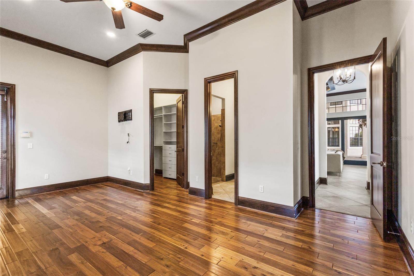 KEENES POINTE - Residential