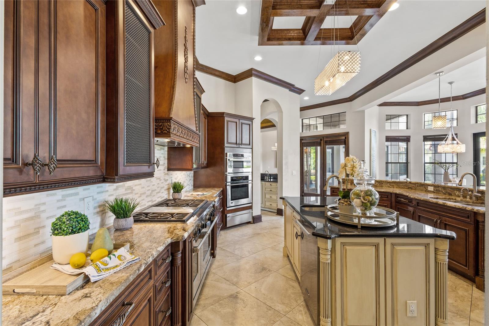 KEENES POINTE - Residential