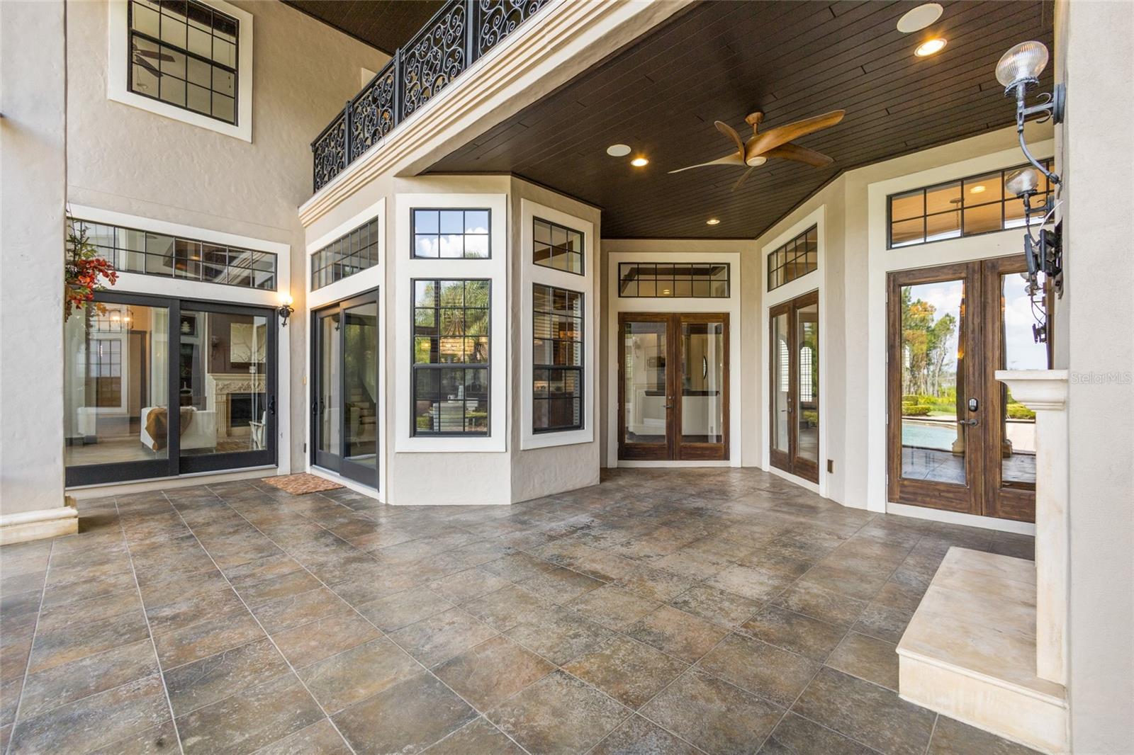 KEENES POINTE - Residential