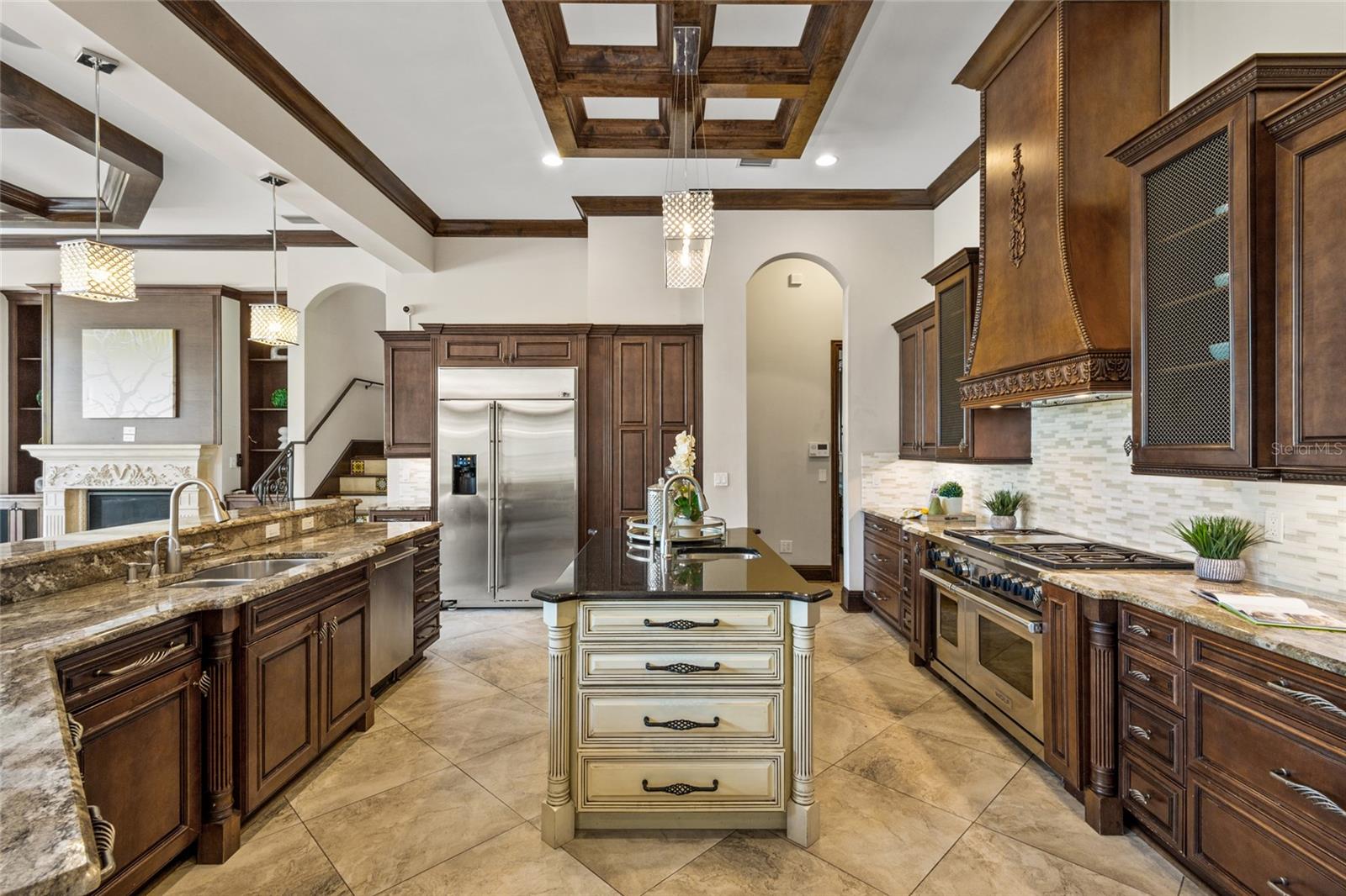 KEENES POINTE - Residential