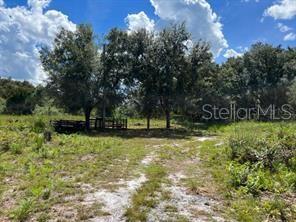 ACREAGE - Land