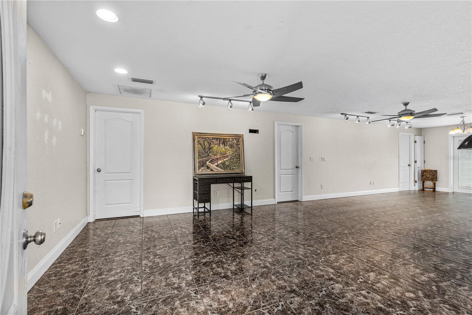 FLORIDA SHORES 01 - Residential