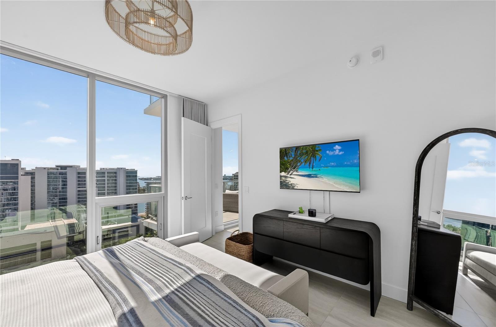 BAYSO SARASOTA - Residential