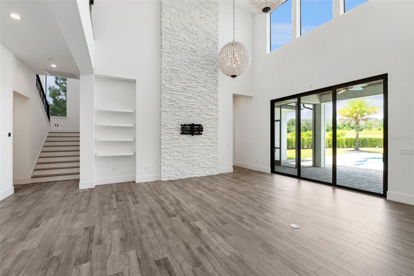 BELLA COLLINA EAST SUB - Residential