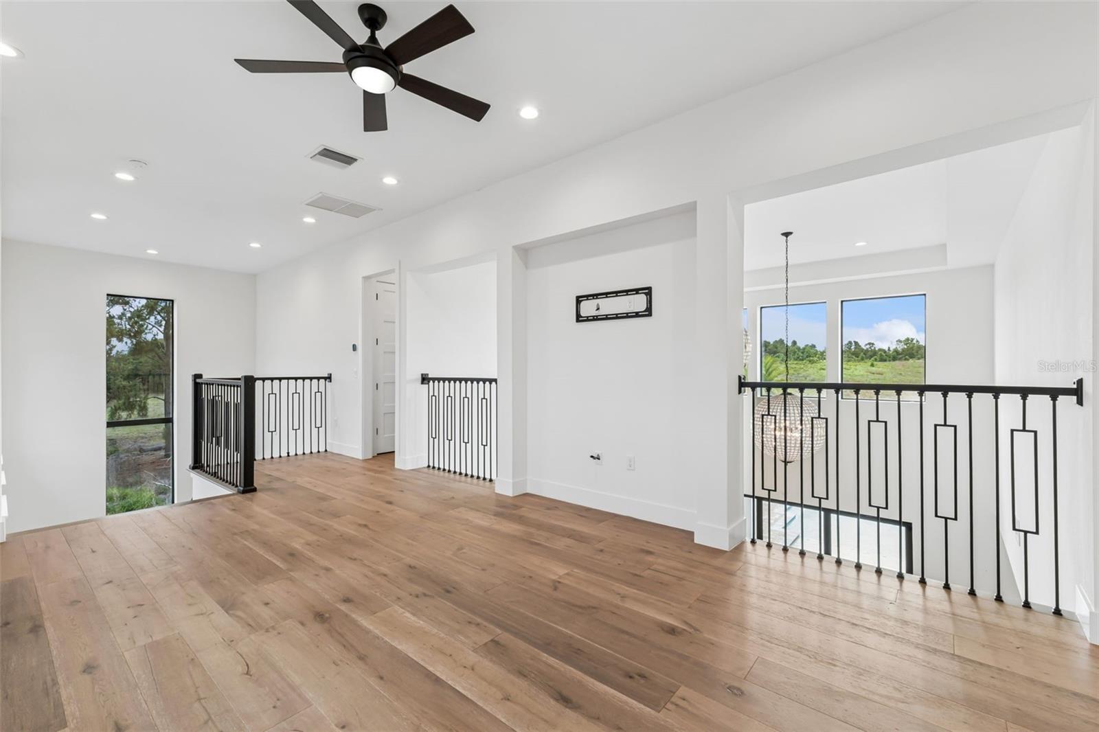 BELLA COLLINA EAST SUB - Residential