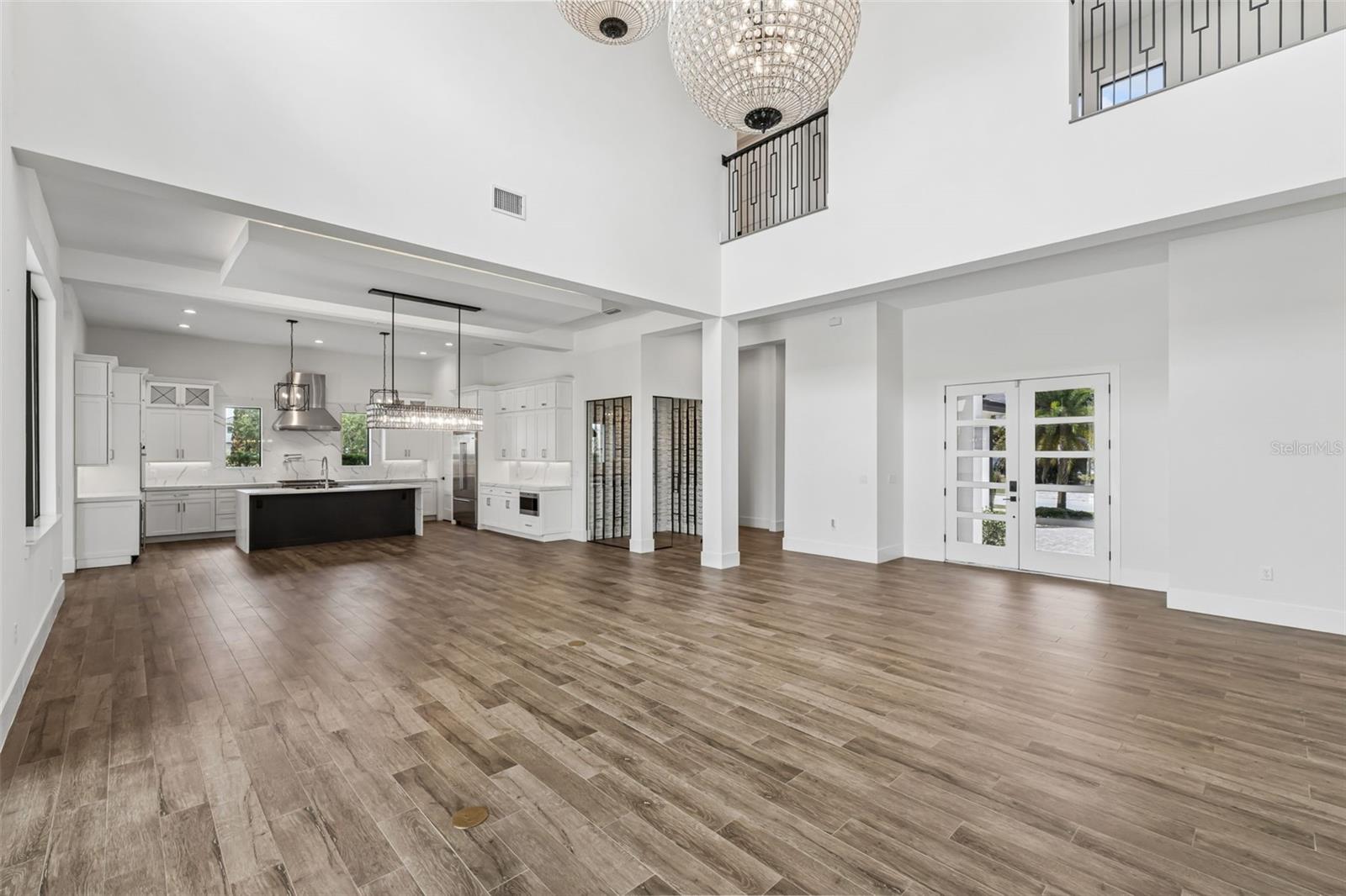 BELLA COLLINA EAST SUB - Residential