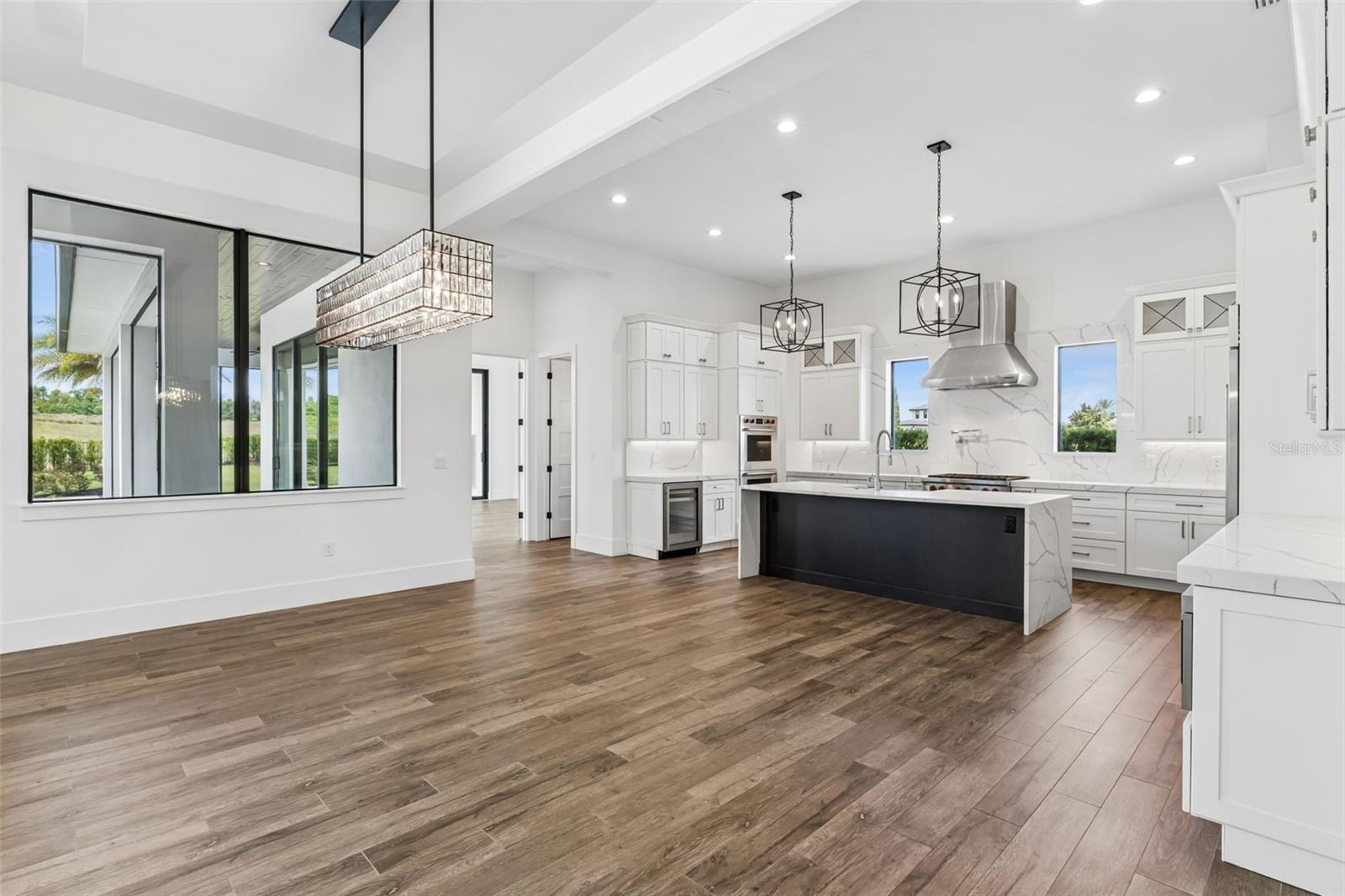 BELLA COLLINA EAST SUB - Residential