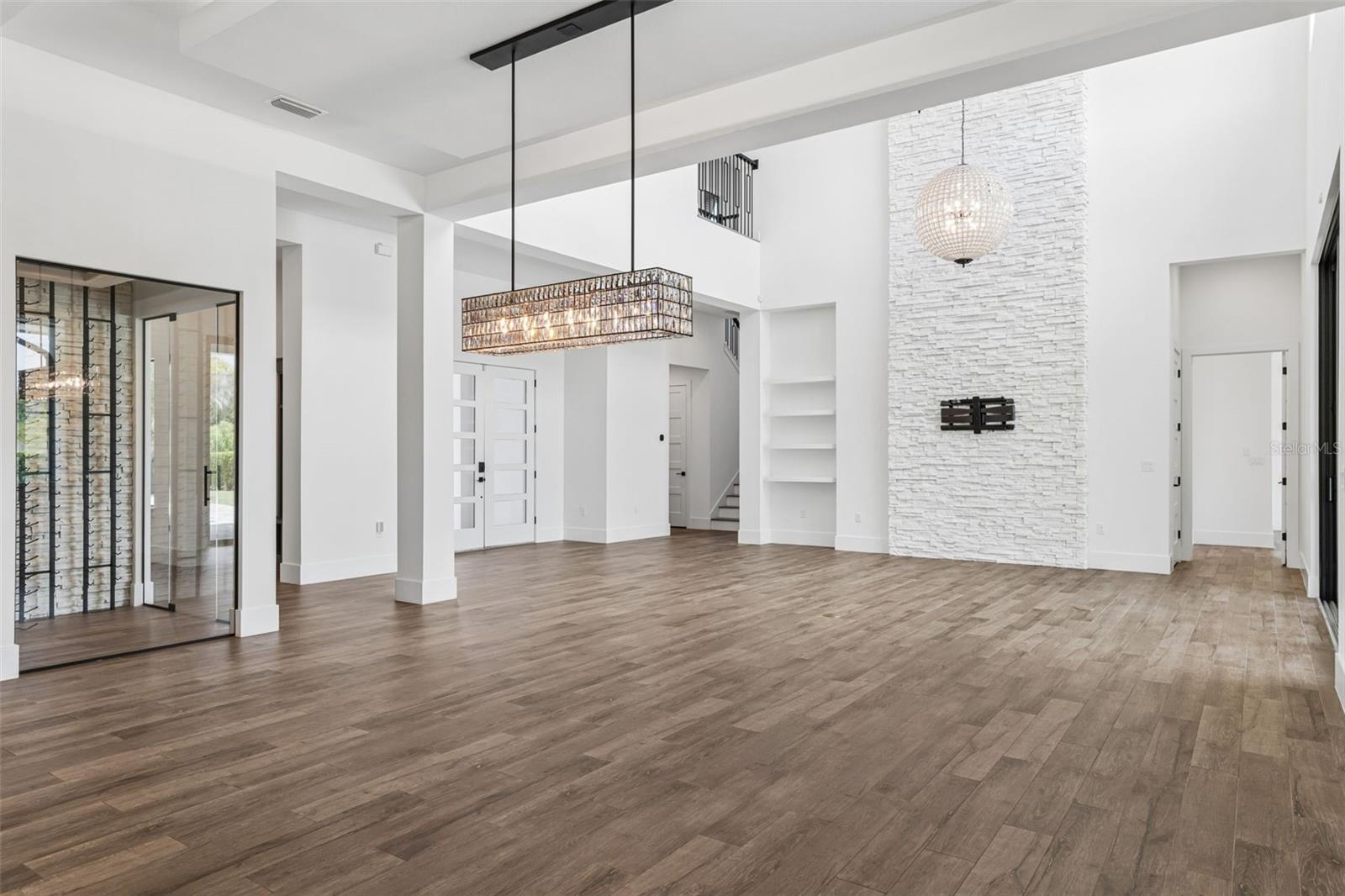 BELLA COLLINA EAST SUB - Residential