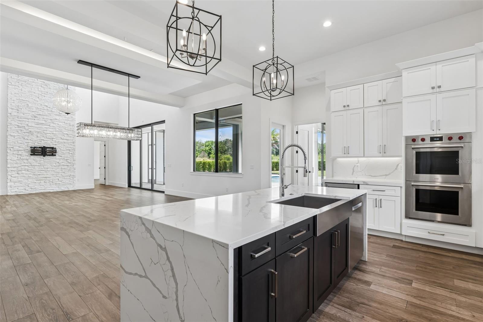 BELLA COLLINA EAST SUB - Residential