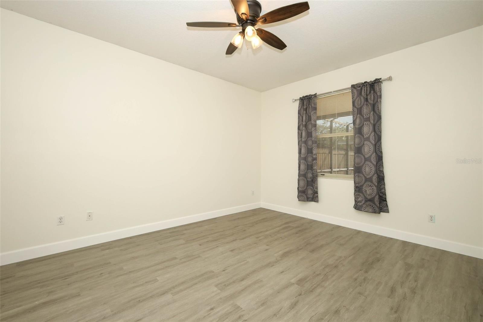 LA VINA PH 02 B - Residential