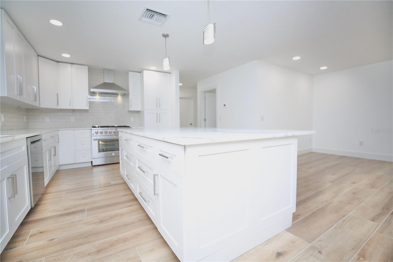 SHERWOOD MANOR 1ST ADD - Residential