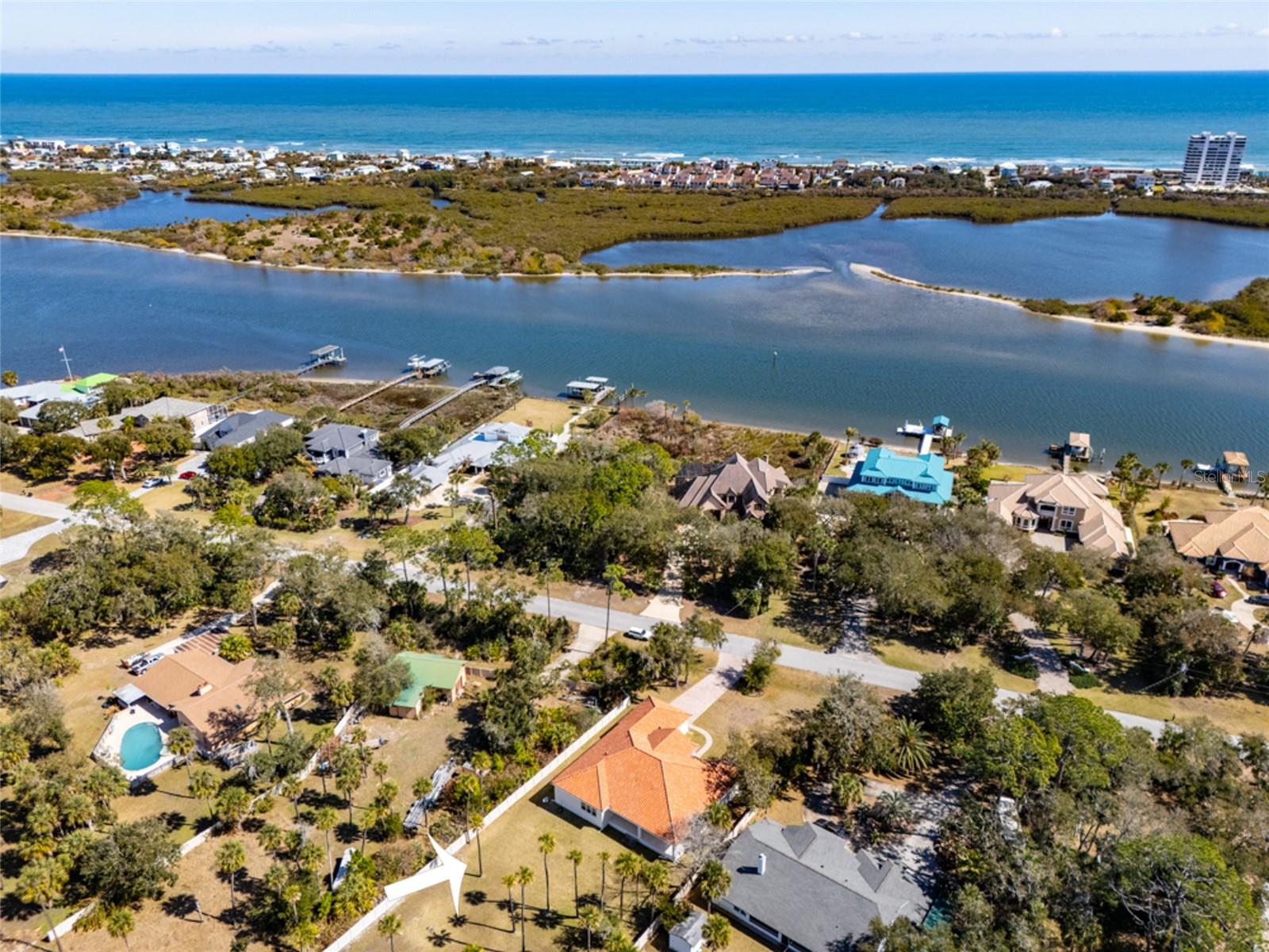 RIVER OAKS SUB - Residential