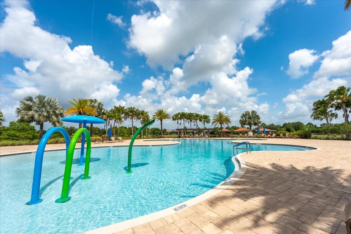 COUNTRY CLUB EAST - Residential