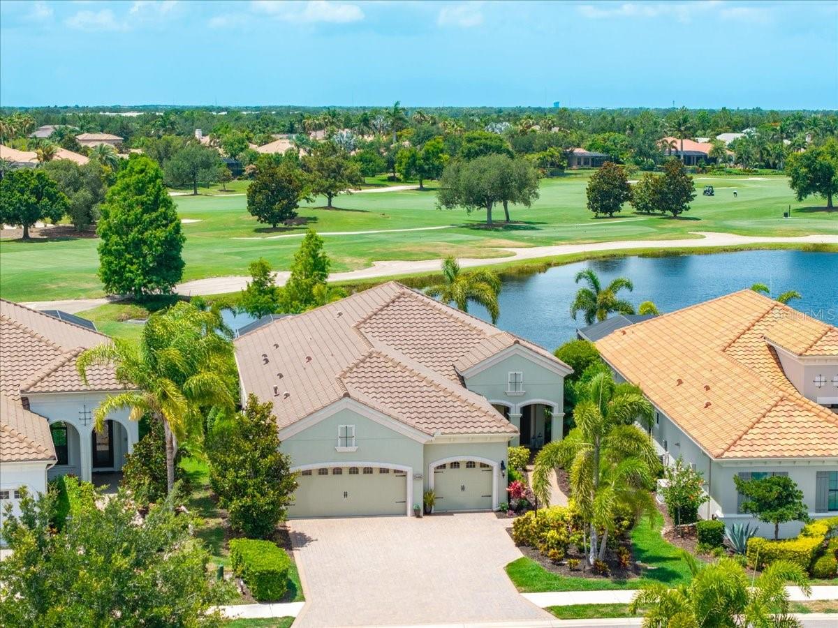 COUNTRY CLUB EAST - Residential