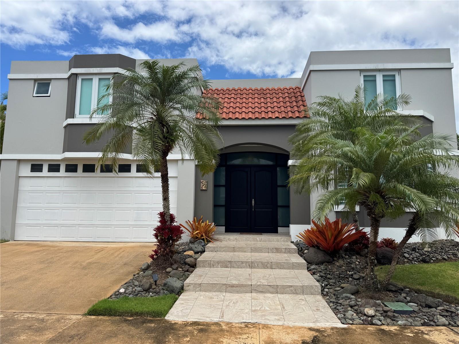 PASEO LOS CORALES I - Residential