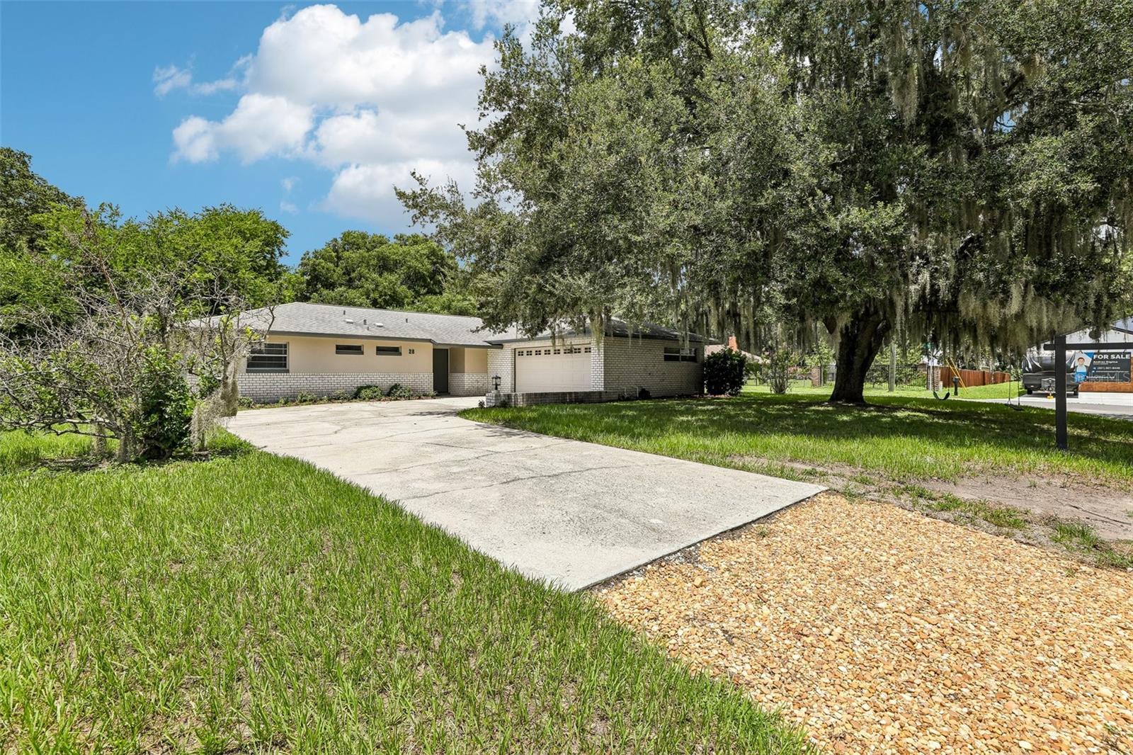 CADILLAC HOMES - Residential