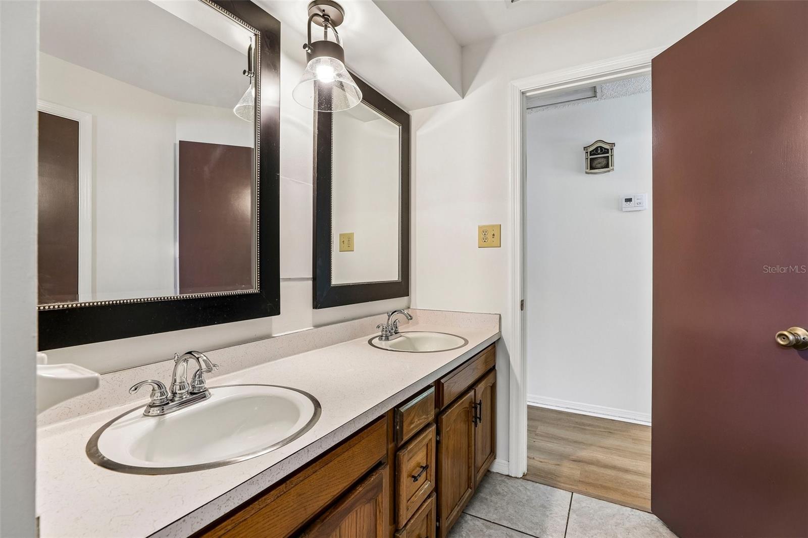 CADILLAC HOMES - Residential