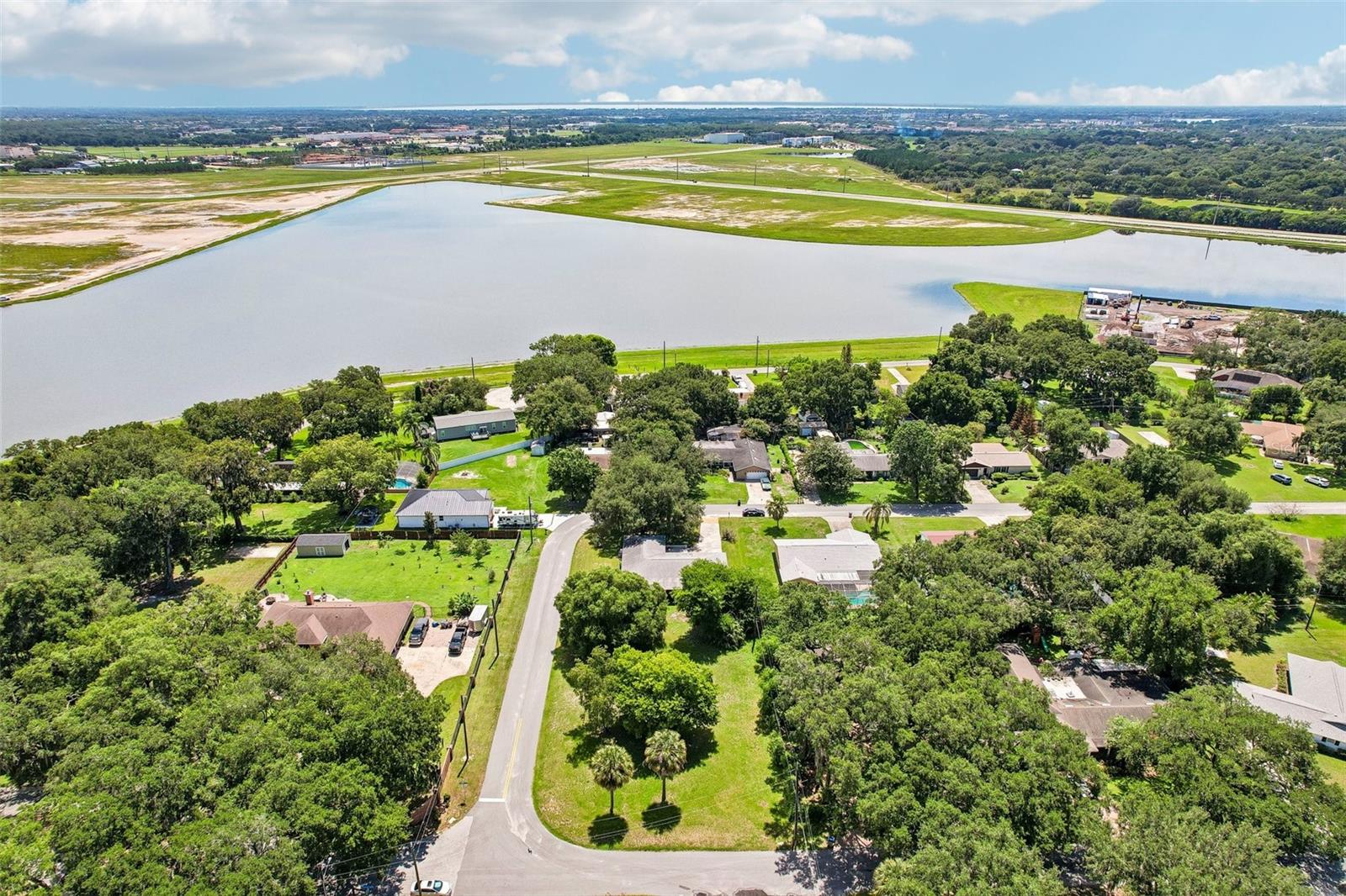 CADILLAC HOMES - Residential