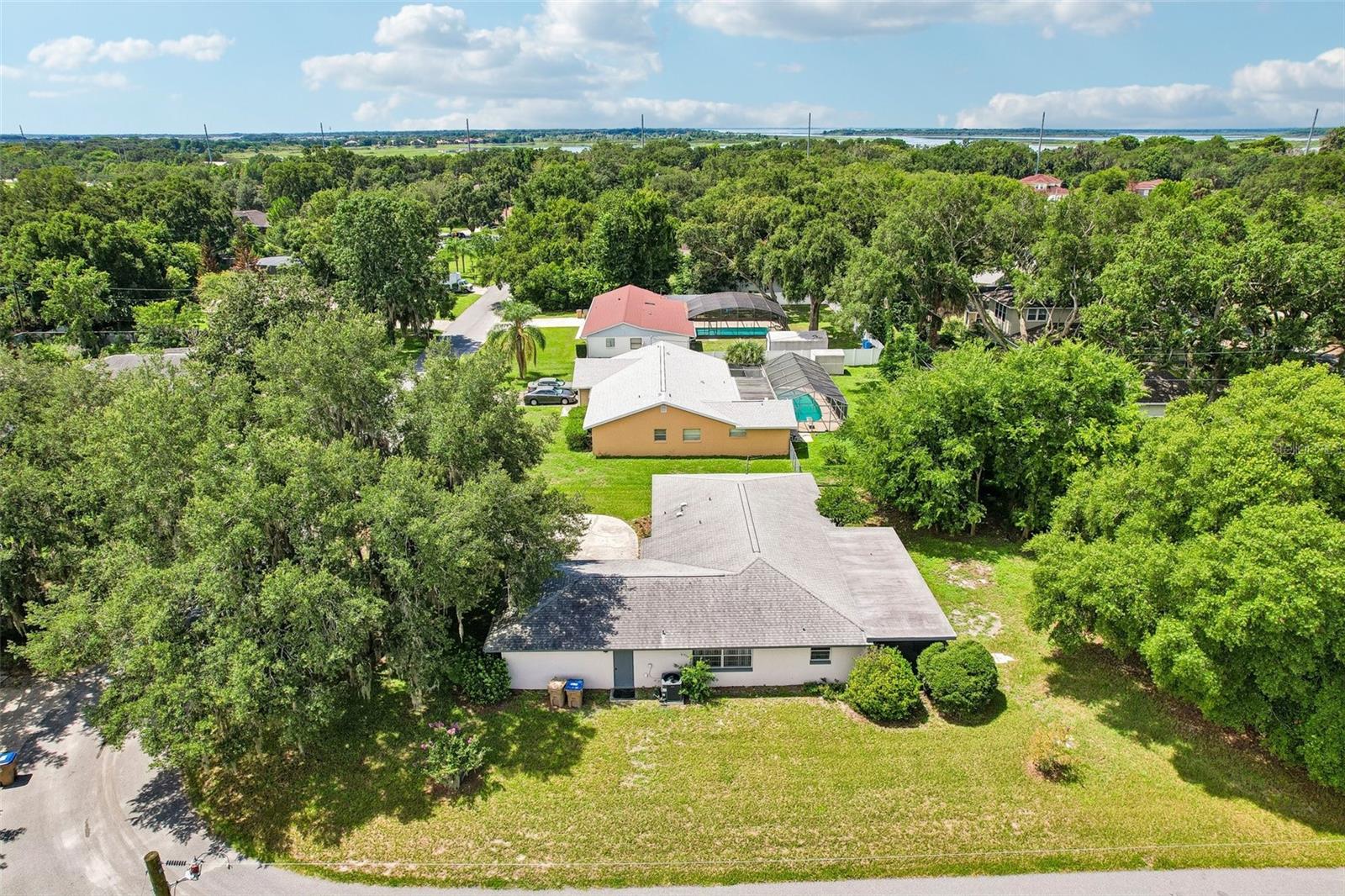 CADILLAC HOMES - Residential