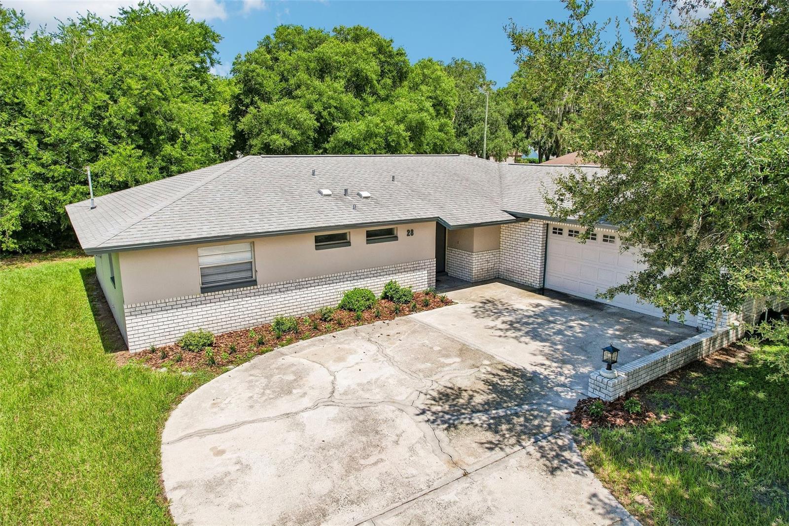 CADILLAC HOMES - Residential
