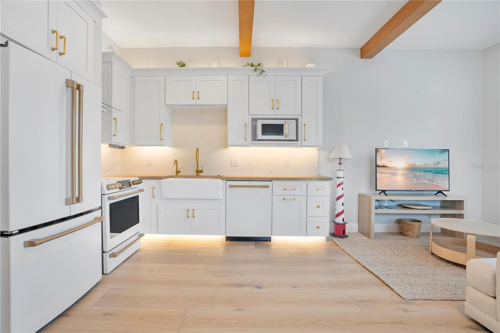 CAPE ORLANDO ESTATES - Residential