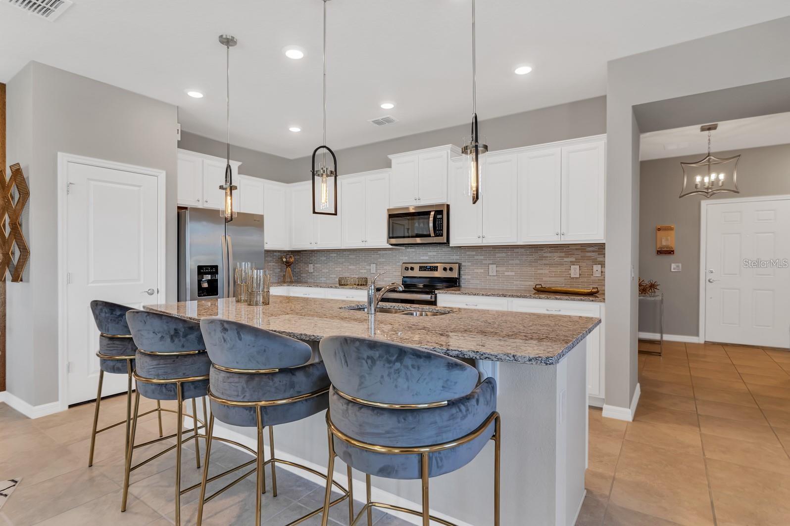WINDSOR ISLAND RESIDENCE - Residential