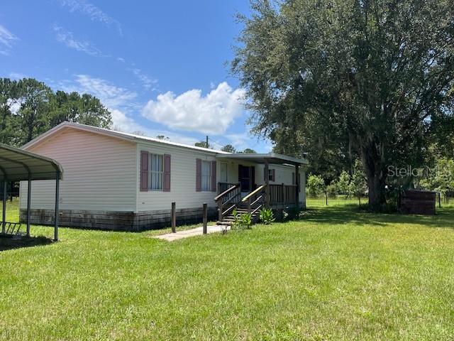 Nice 3 bedroom 2 bath split floor plan mobile home, on 1 acre fenced. Yard service included and washer and dryer.