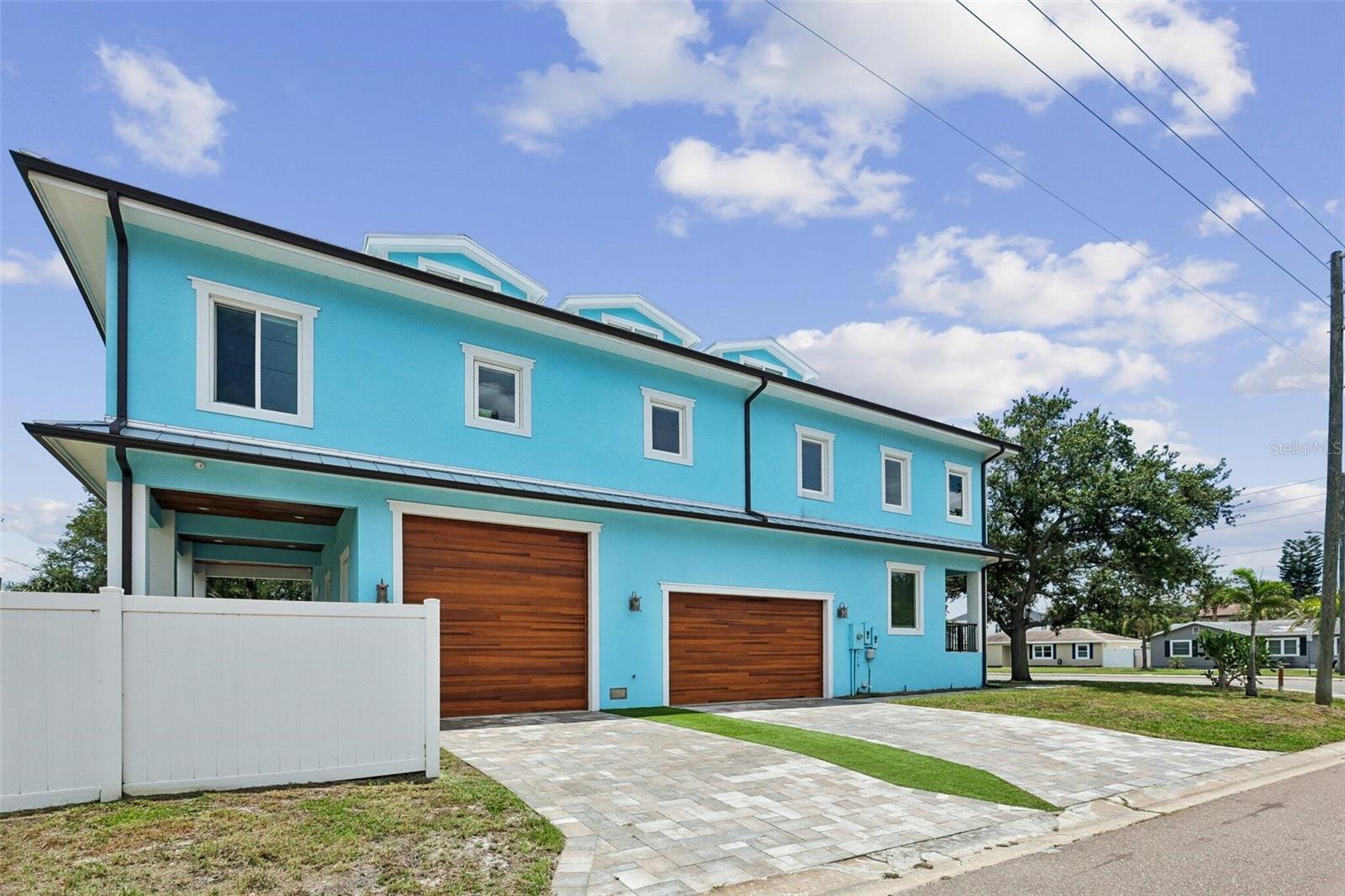 SUN DECK HOMESITES - Residential