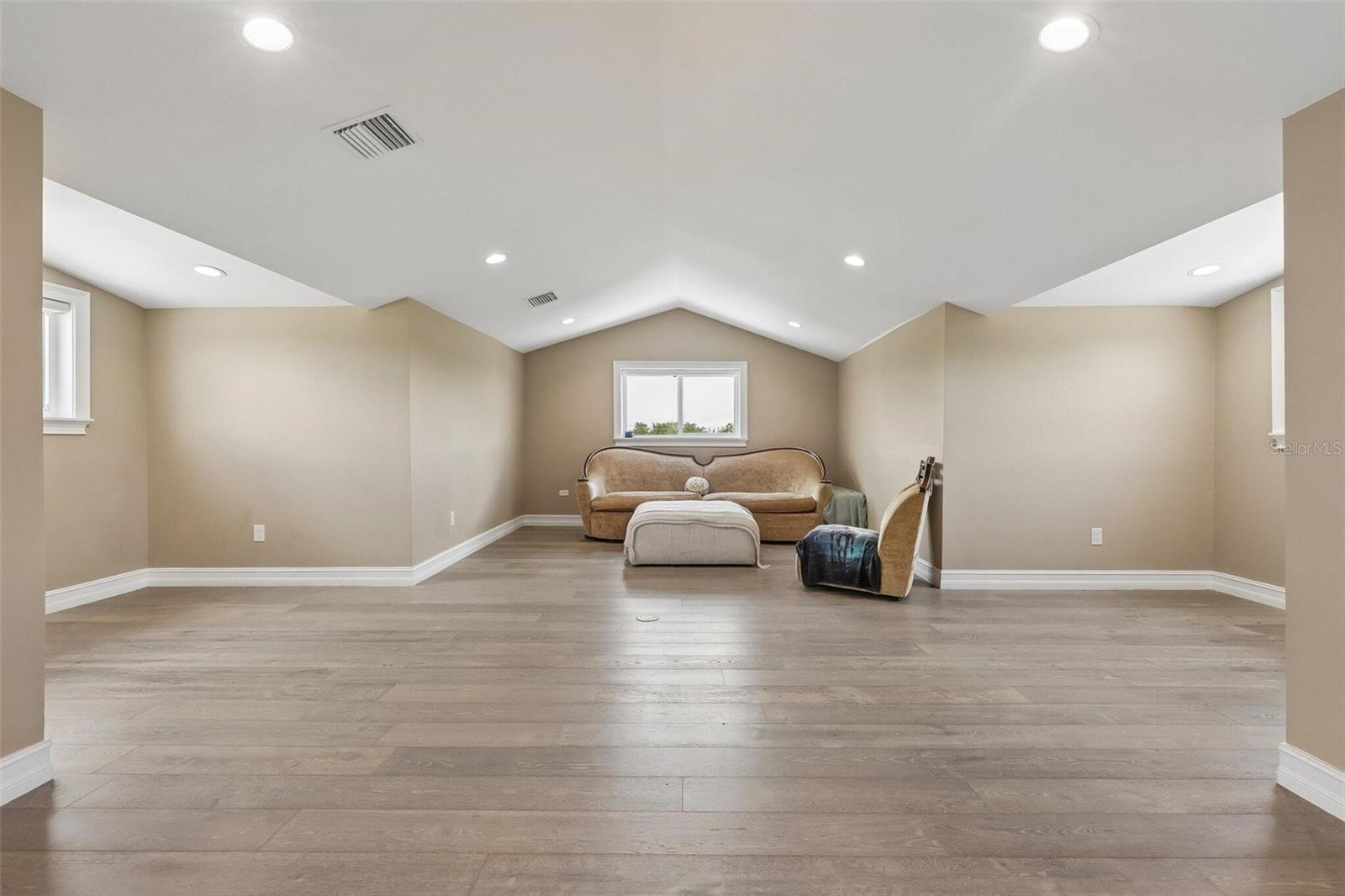 SUN DECK HOMESITES - Residential