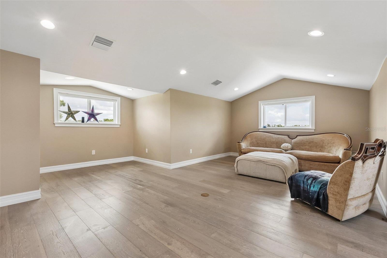 SUN DECK HOMESITES - Residential