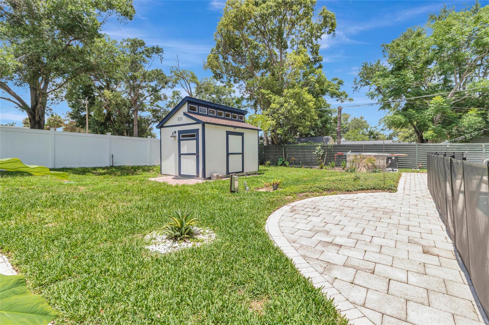 COLONIAL PARK SUB - Residential