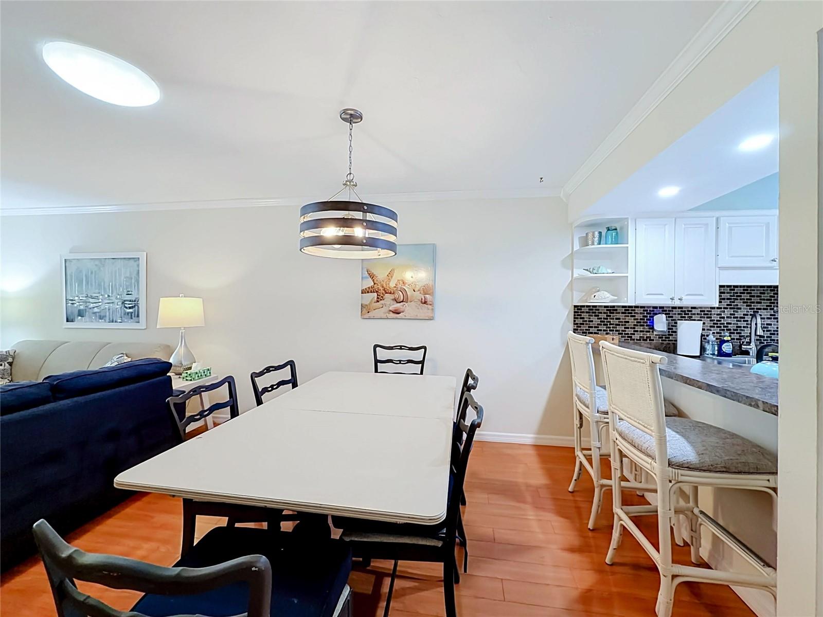 RUNAWAY BAY - Residential