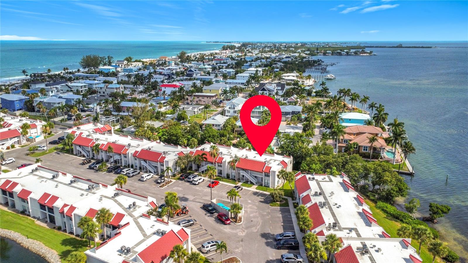 RUNAWAY BAY - Residential