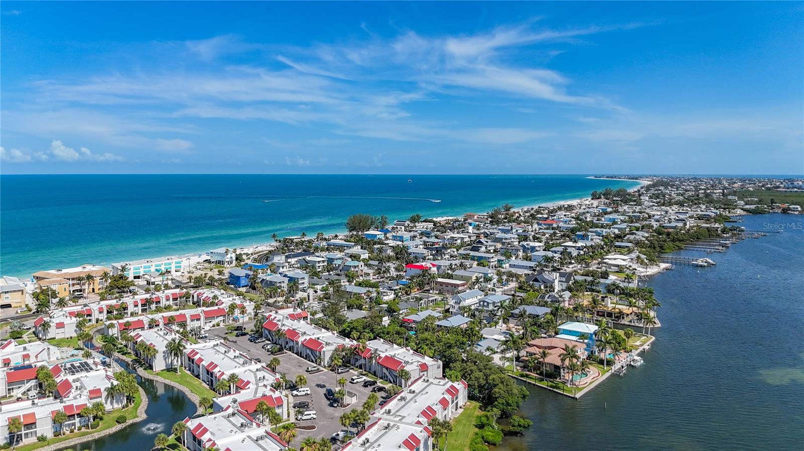 RUNAWAY BAY - Residential