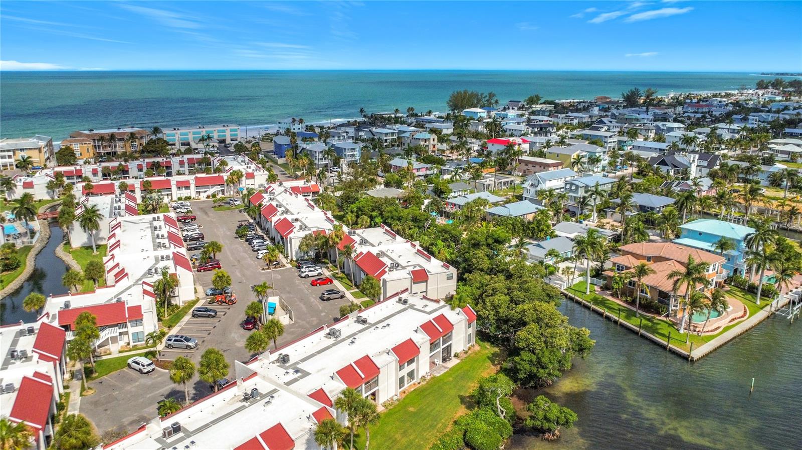 RUNAWAY BAY - Residential