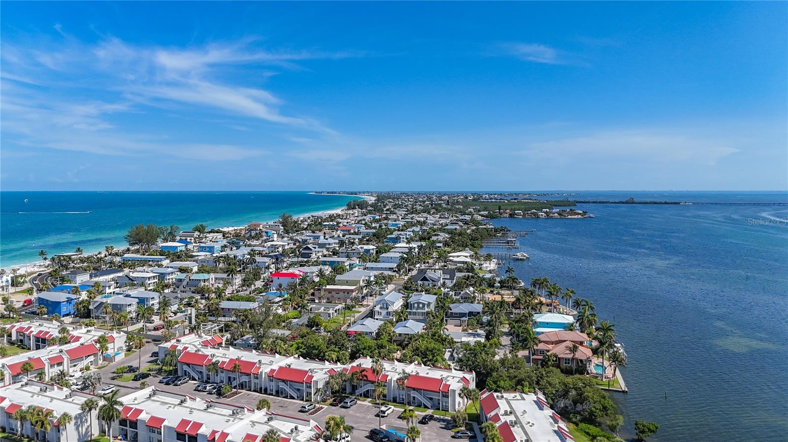 RUNAWAY BAY - Residential