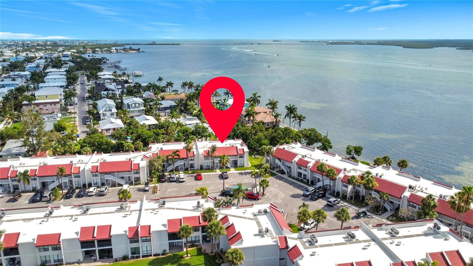 RUNAWAY BAY - Residential