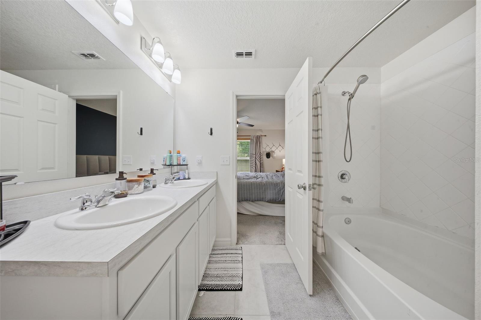 CAYDEN RESERVE - Residential