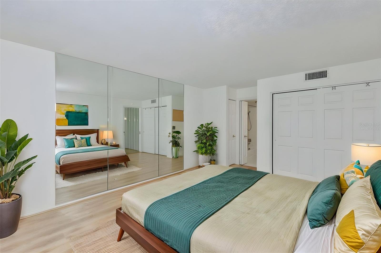 WILDEWOOD SPGS STAGE 6B OF WOODLAWN - Residential