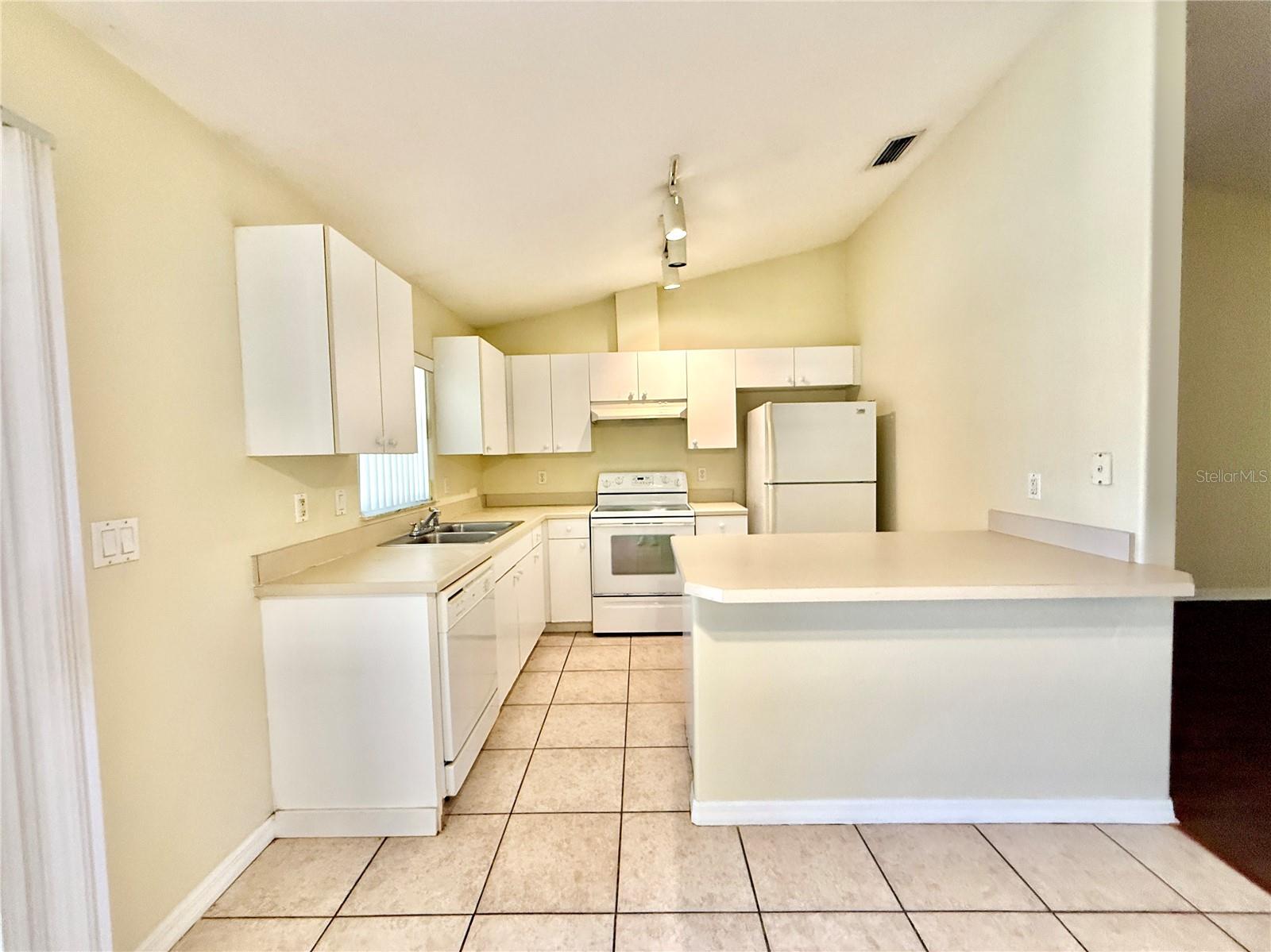 PALM COAST SEC 24 - Residential Income