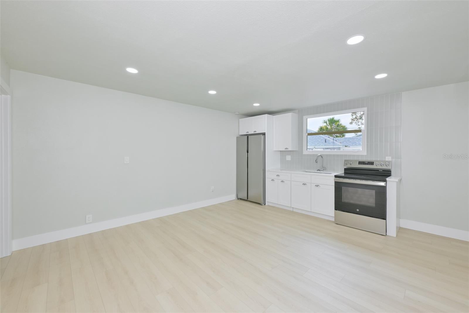 OAK CREEK PRCL 3 - Residential Lease