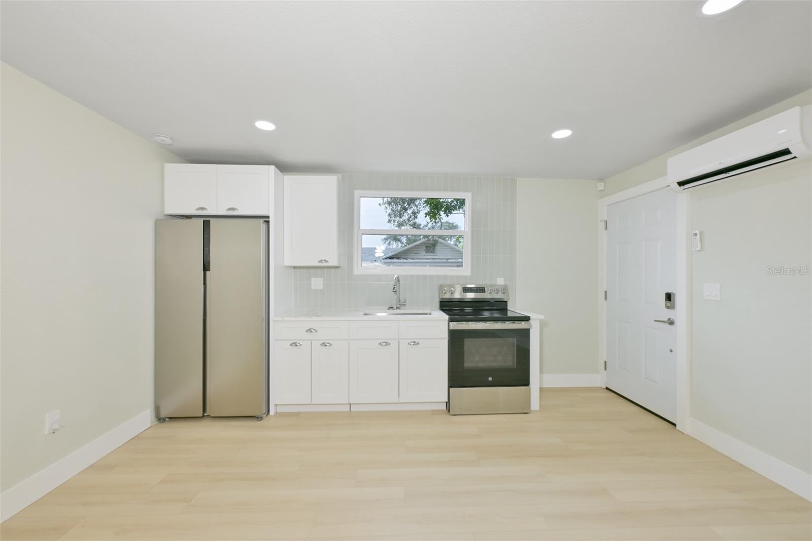 OAK CREEK PRCL 3 - Residential Lease