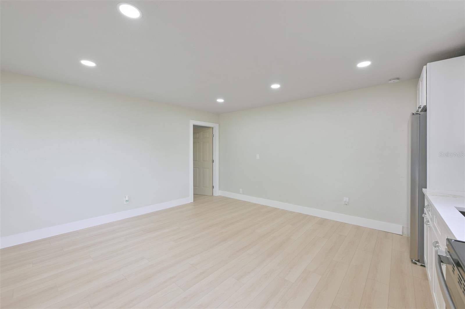 OAK CREEK PRCL 3 - Residential Lease